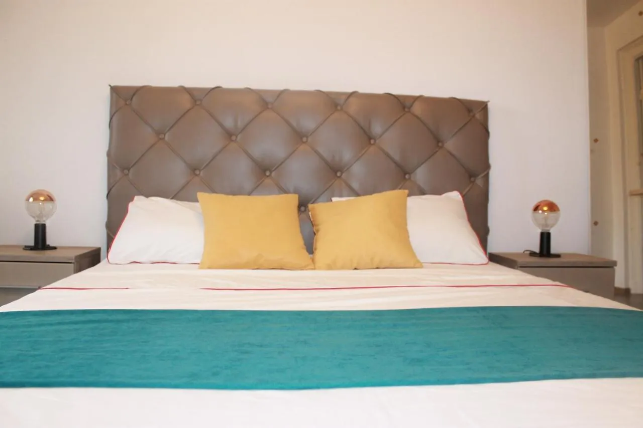 Studio Turquoise Victoria Bukarest 0*,  Románia